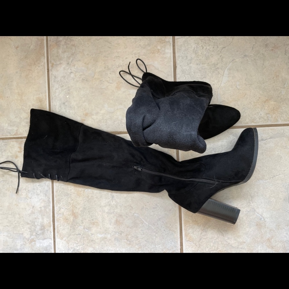 Shade black knee high boots. Size 6.